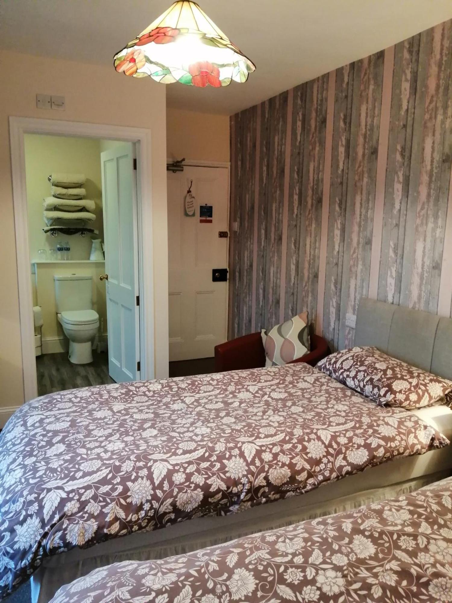 Lion Hotel Llanbister Εξωτερικό φωτογραφία